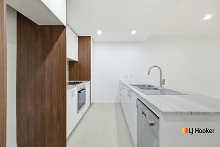 Great Apartment in a Prime Location - Photo 4