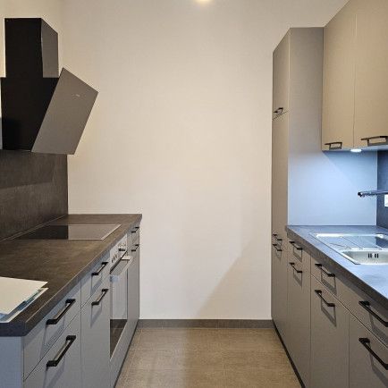 Westseitige Wohnung mit charmanter Loggia und großen Glasflächen | Top 14 | AM SCHULGARTEN - Photo 3