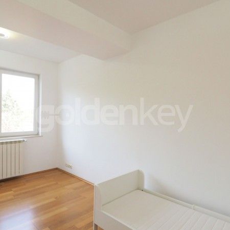 Apartament cu 4 camere si vedere spre parc | ID:351521 - Photo 1