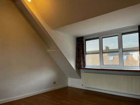 Dakappartement op de tweede verdieping nabij het centrum van Geel. - Foto 5