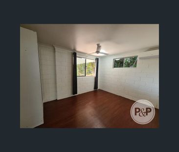 1/5 Leslie Street, Oonoonba, Qld 4811 - Photo 5