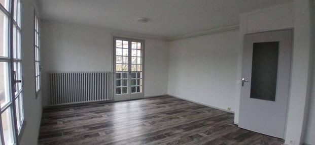Location appartement t3 79 m² à Figeac (46100) - Photo 1