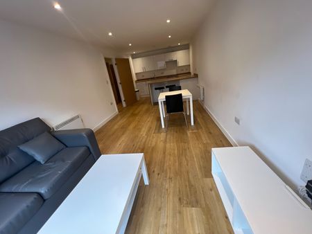 1 Bed Flat, Advent Way, M4 - Photo 2