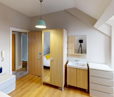 8 bedroom flat to rent - Photo 5