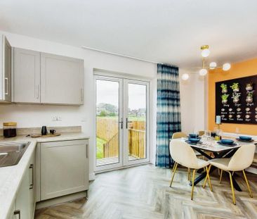 3 bedroom semi-detached house to rent - Photo 2