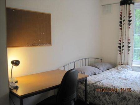 6 bedroom semi-detached house to rent - Photo 5