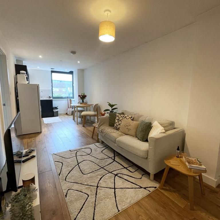 1 bedroom flat to rent - Photo 1