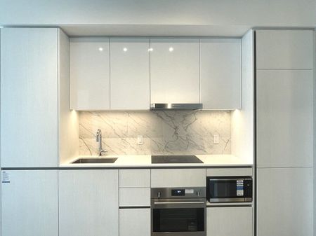 For Lease - 8 Interchange Way Unit# 5810, Vaughan, Ontario - Photo 5