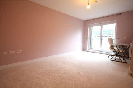 Laburnham Close, High Barnet, Barnet, EN5 - Photo 4