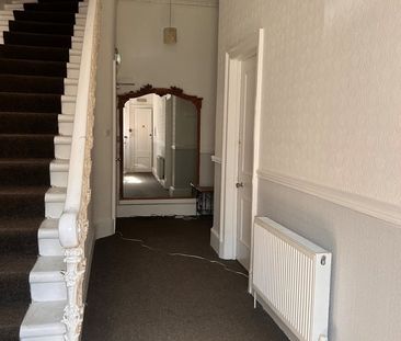 Studio Flat, Marywood Square, G41 - Photo 4