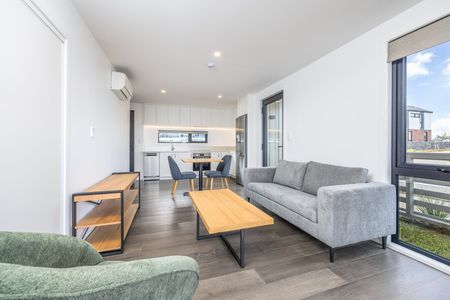 62 Te Puketoka Lane, Mangere - Photo 2