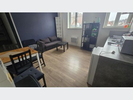 Appartement à Louer à LILLE 1010 € - Photo 4