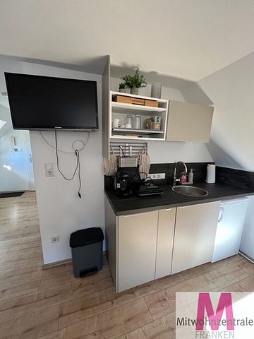 Miete inkl. Nebenkosten: 570 € pro Monat, plus Strom, plus Heizung - Photo 4