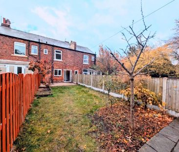 2 bedroom terraced house to rent - Photo 3