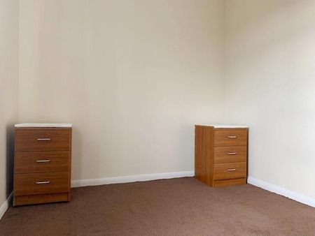 Pratt Avenue - Photo 5