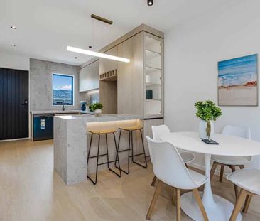 Stunning New Build in the Heart of Howick - Photo 5