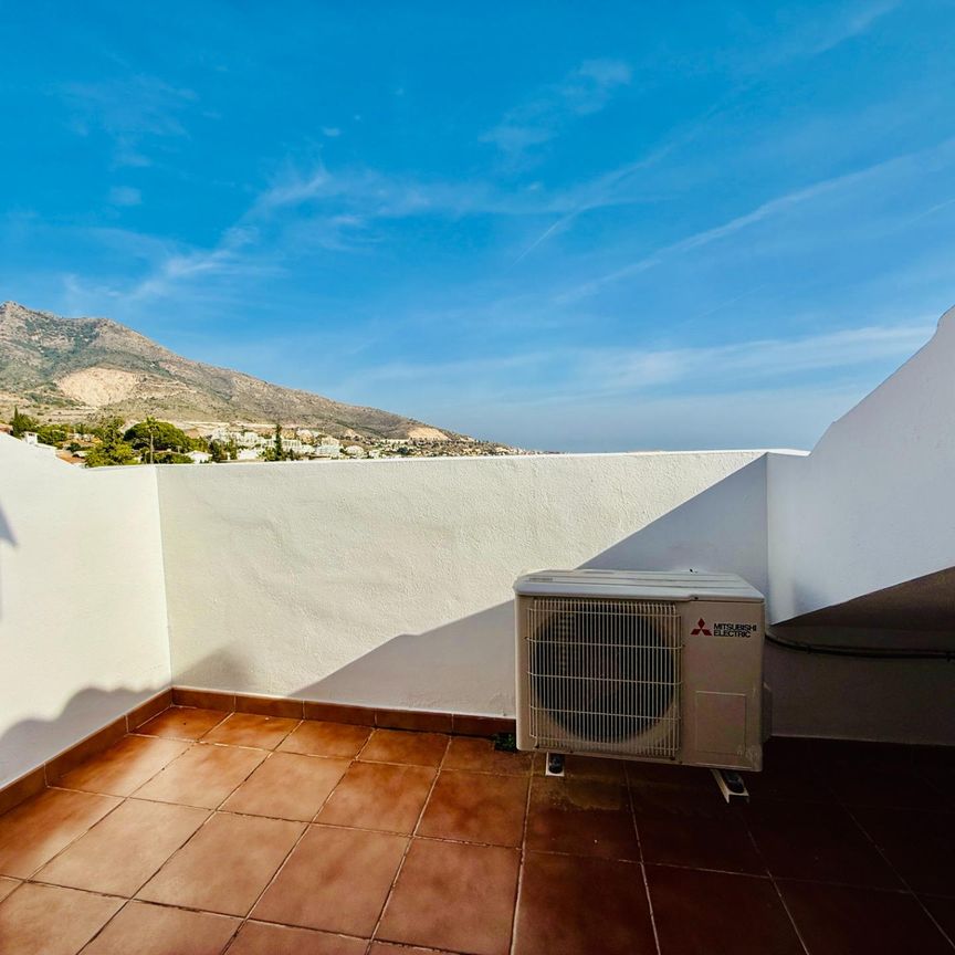 Atico en alquiler en Benalmadena Pueblo, Benalmadena - Photo 1