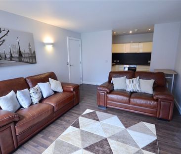 2 bedroom apartment to rent - Photo 3