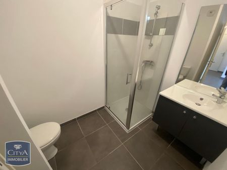 Location Appartement 2 pièces 37m² OLLIOULES 83190 - Photo 2