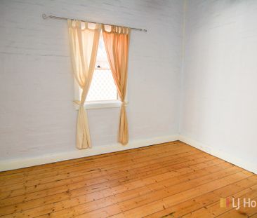 Spacious 3 bedroom family home - Photo 2