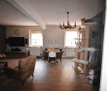 Eine sehr schöne große Altbau-Wohnung mit viel Charme und Flair!! - Photo 1