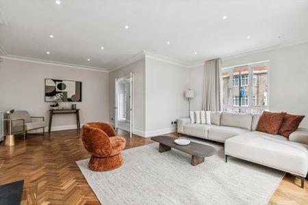 4 bedroom semi-detached house to rent - Photo 2