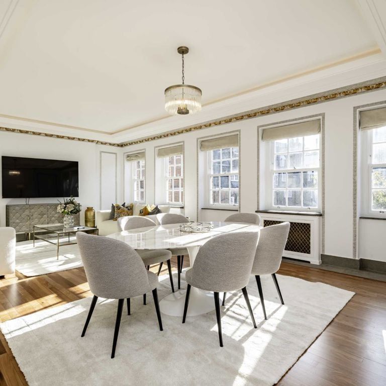 Upper Brook Street, Mayfair, W1K - Photo 1