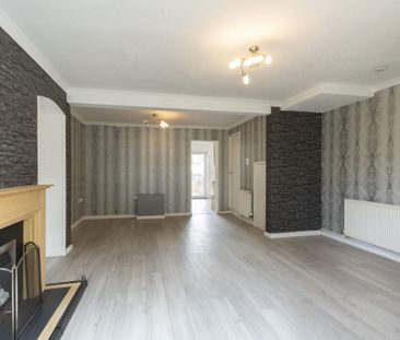 3 bedroom terraced house to rent - Photo 3
