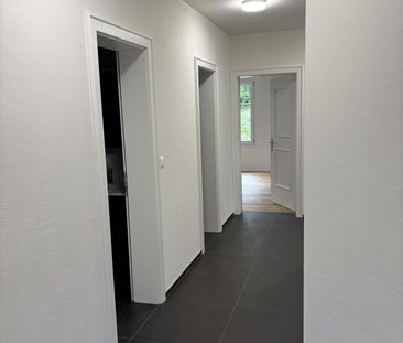 frisch renovierte 4,5-Zimmer-Wohnung - Photo 4
