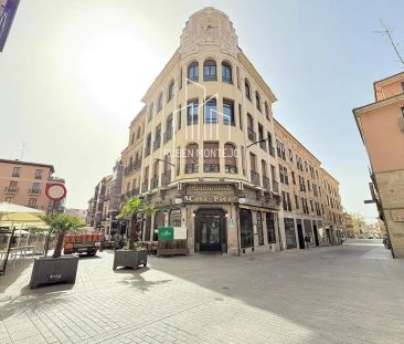 Ático de alquiler en Peso, Barrio del Centro - Photo 6