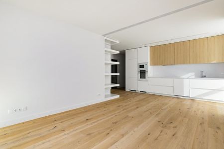 1 Bedroom Apartment with a view, Campolide, Lisboa - Photo 3