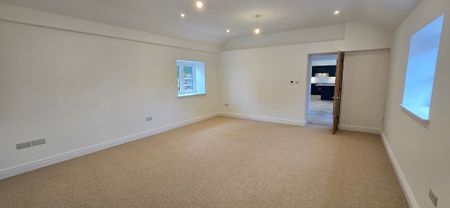 3 bedroom barn conversion to let - Photo 2