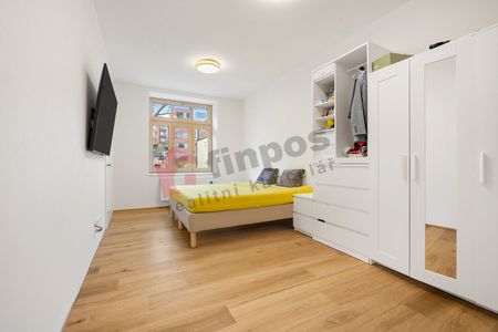 Pronájem bytu 3+kk 132 m² - Fotografie 3