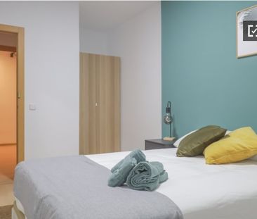 madrid, Community of Madrid 28008 - Photo 2