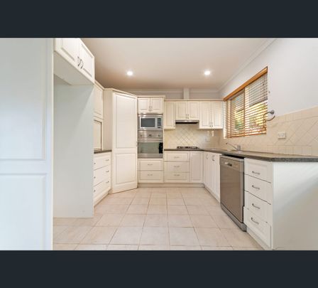 19 Hicks Way, Hillarys, WA 6025 - Photo 1