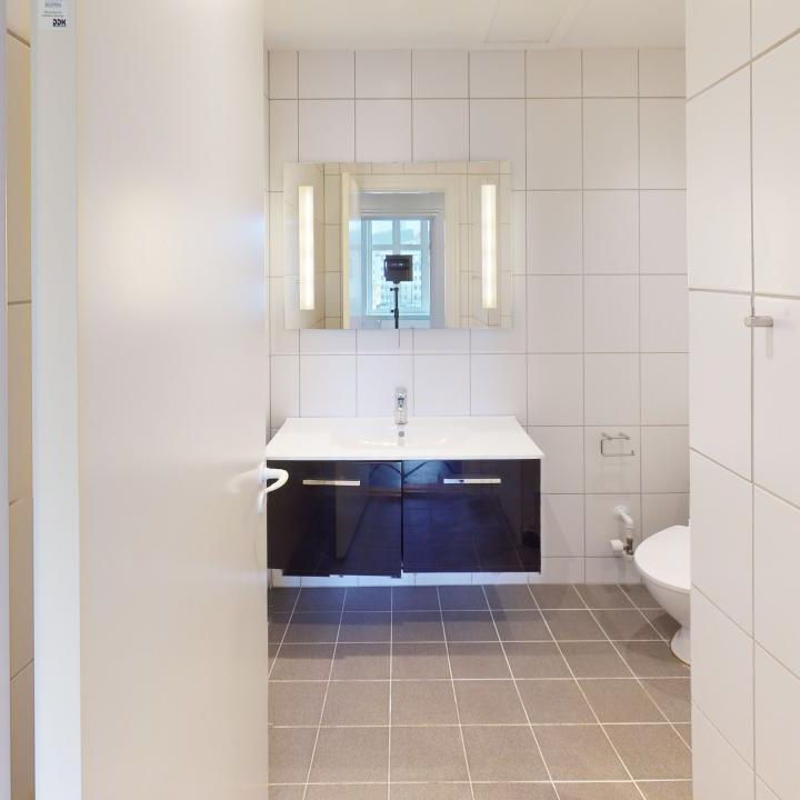 Delevenlig lejlighed i hjertet af Aalborg med masser af lys - Photo 1