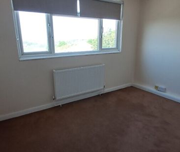 Shared property available in Uxbridge - Photo 3