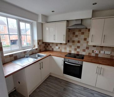 3 bedroom semi-detached house to rent - Photo 3