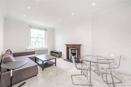 1 bedroom flat in London - Photo 3