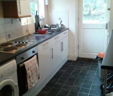 5 bedroom house share to rent - Photo 5