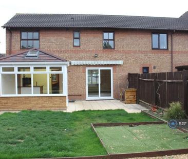 3 bedroom end of terrace house to rent - Photo 4