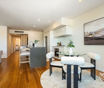 Furnished 2 Bed Apartment | Huge Balcony | Walk to UQ - Photo 2