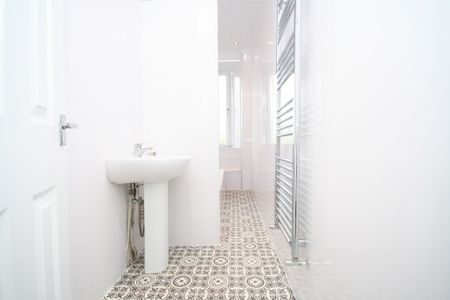 Cumbernauld Road,1 Bright Bed Unfurnished in Dennistoun, Available 28/01/2026 - Photo 5