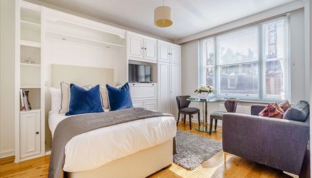 Studio Apartment To Let Hill Street Mayfair W1 - Photo 2