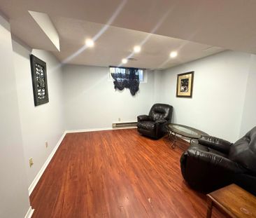 For Lease - 2215 Cleaver Avenue Unit# 22, Burlington, Ontario - Photo 3