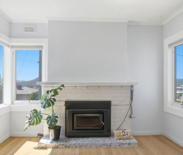 Well-Located Family Home with Large Fenced Yard - Photo 3