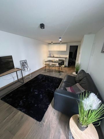 Gezellig bemeubeld appartement in gerenoveerd gebouw - Photo 2