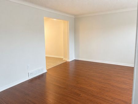 For Lease - 49 Thompson Avenue, Thorold, Ontario - Photo 5