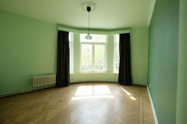 Ruim en licht appartement op toplocatie - Photo 1