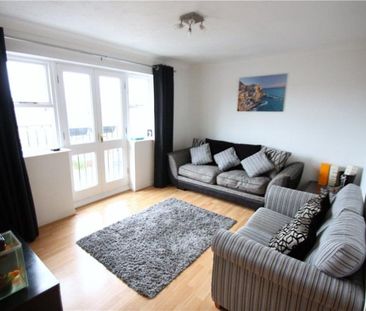 Alexandra Gardens, Woking - 2 bedrooms Property for lettings - Seym... - Photo 5
